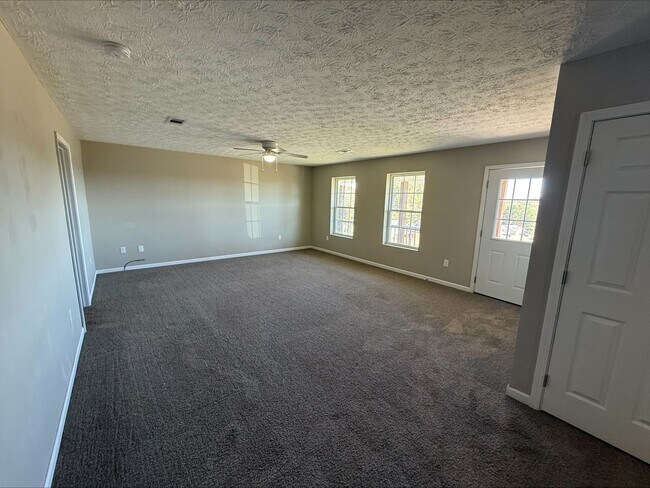Foto del edificio - 3 Bedroom  2 Bathroom in White Pine