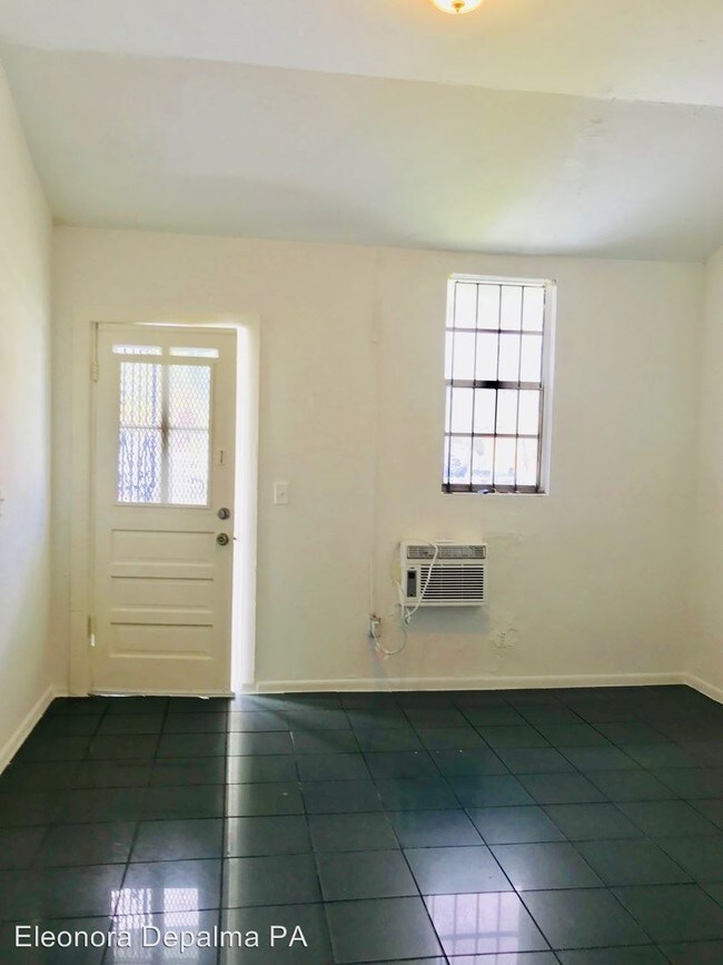 Building Photo - 2 br, 1 bath Apartment - 2750 NW 60th Street