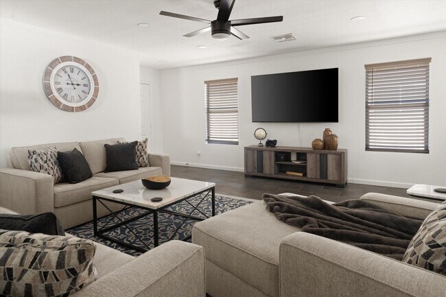 Foto del edificio - 11359 E Elena Ave