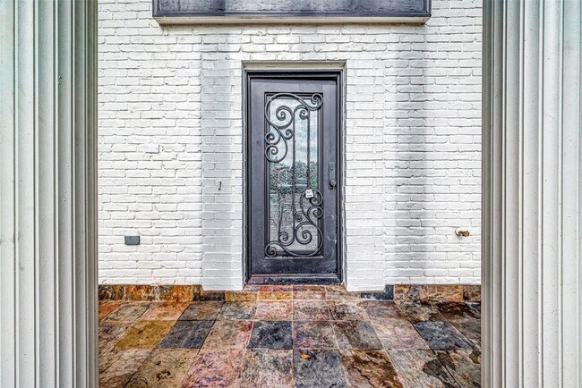 Foto del edificio - 3102 Glenn Lakes Ln