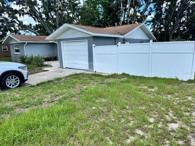 Foto del edificio - 11063 Auburndale St
