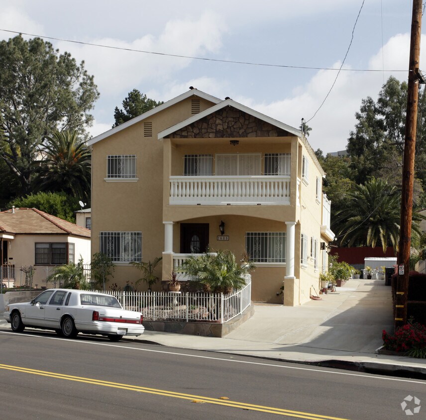 Building Photo - 2685 Reynard Way