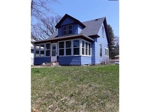 Building Photo - 2622 N Upton Ave