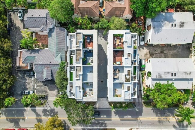 Photo - 2926 Bird Ave Townhome