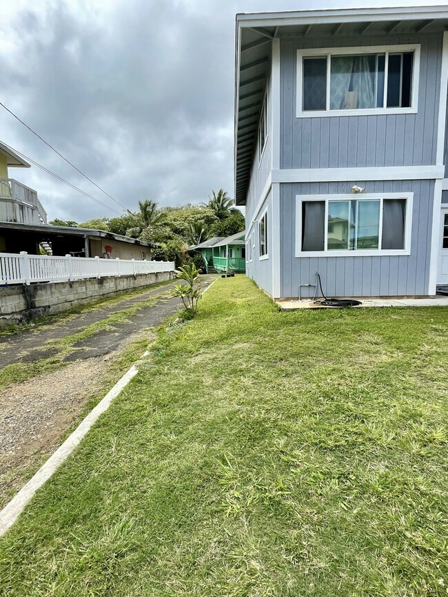 Building Photo - 54-132 Kawaipuna Street, Unit Upstairs