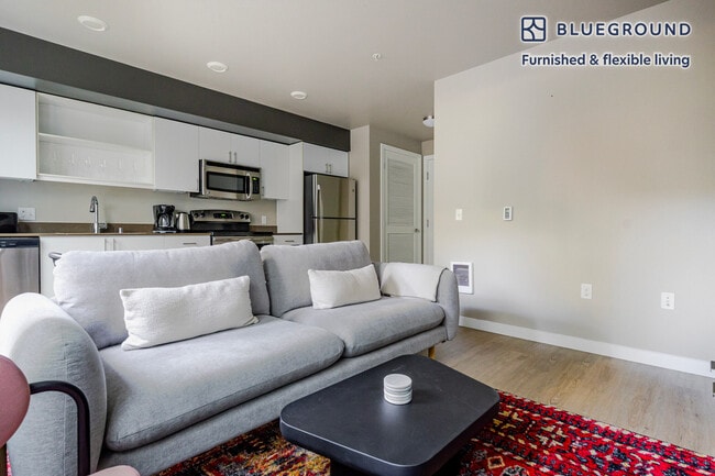 Foto del edificio - 2690 152nd Ave NE