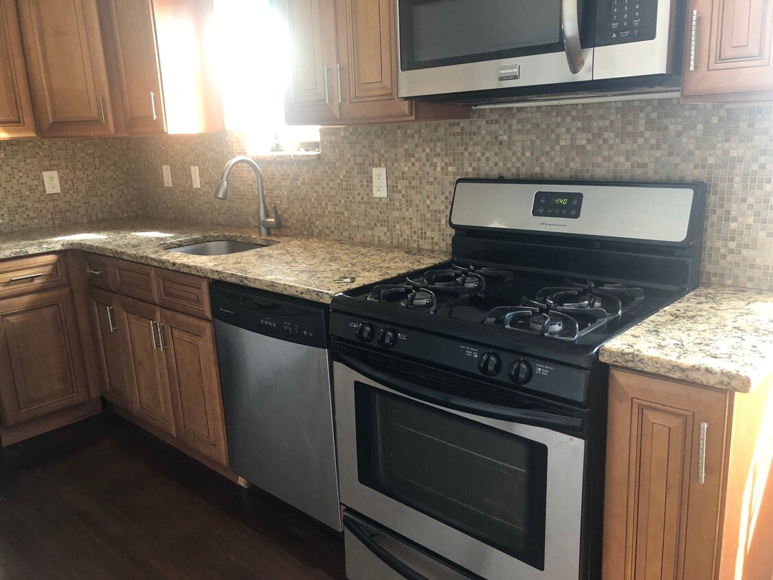 Photo - 529 54th St (West New York, NJ)