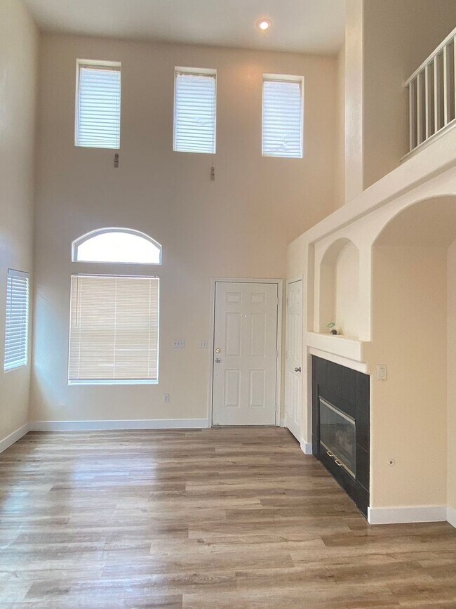 Foto del edificio - 9267 Glen Malone Ct