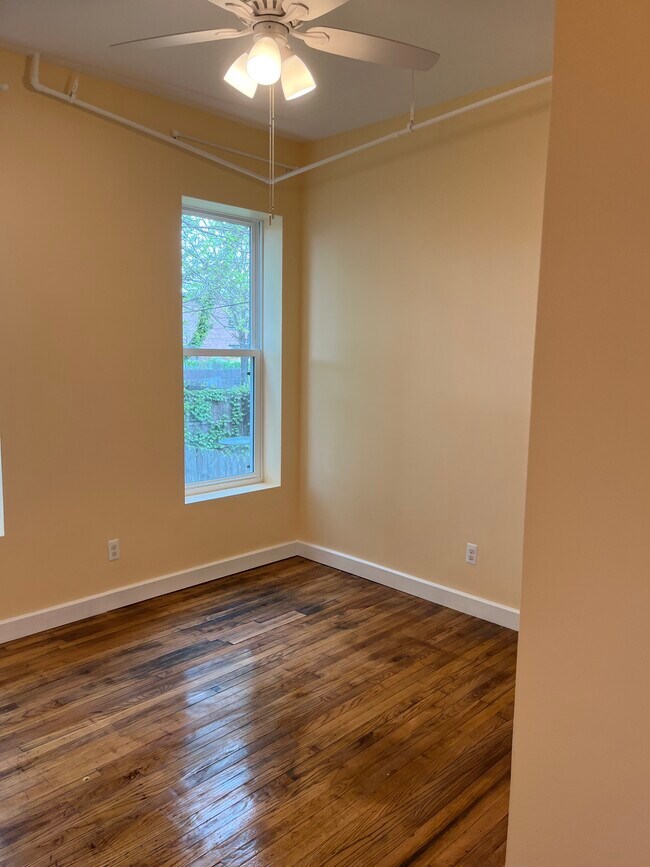 Building Photo - 365 3rd St