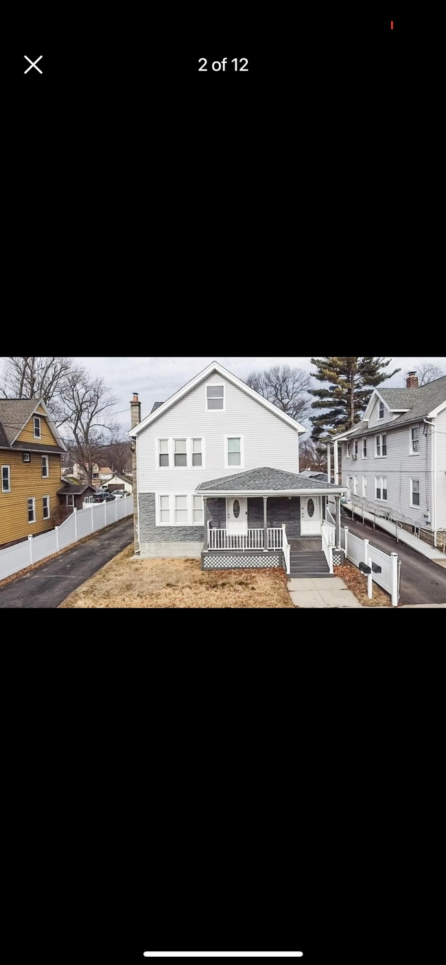 Building Photo - 48 Silver St