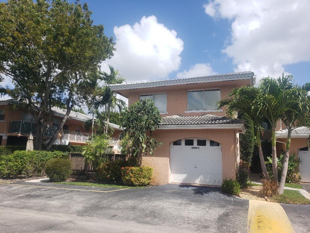 Foto principal - 3259 NW 44th St