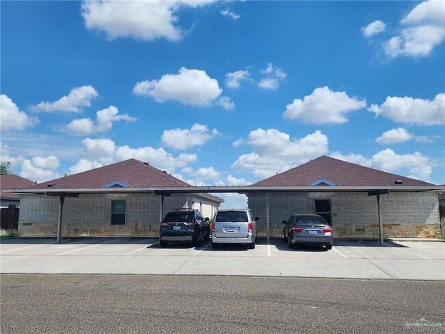 Building Photo - 1301 W Garfield Ave