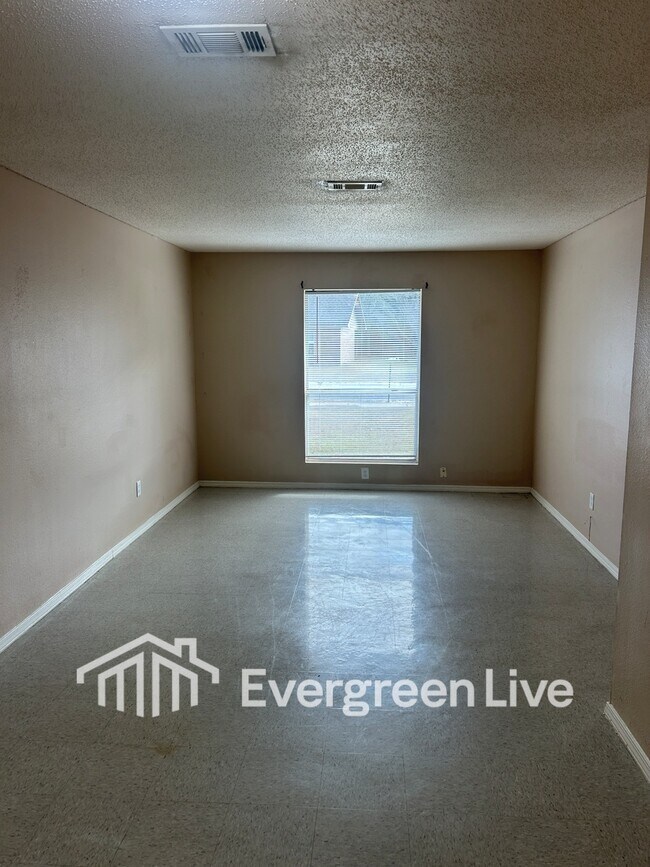 Foto del edificio - 50 Callan Ct