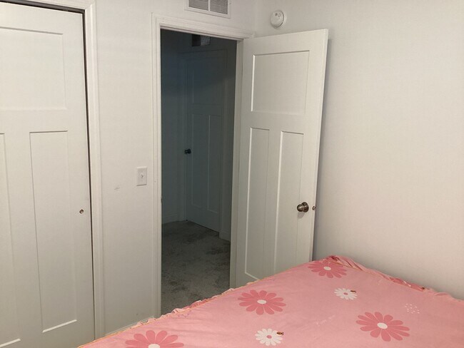 Foto del edificio - 10661 Heron Ave S