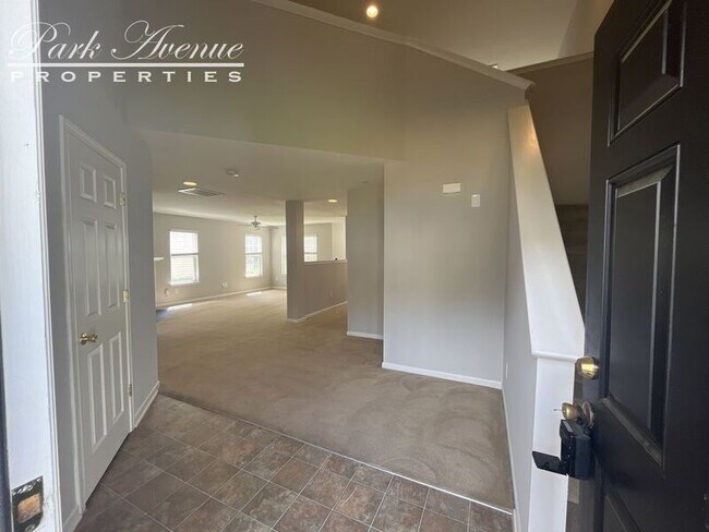 Foto del edificio - 2426 Sunset Oaks Dr