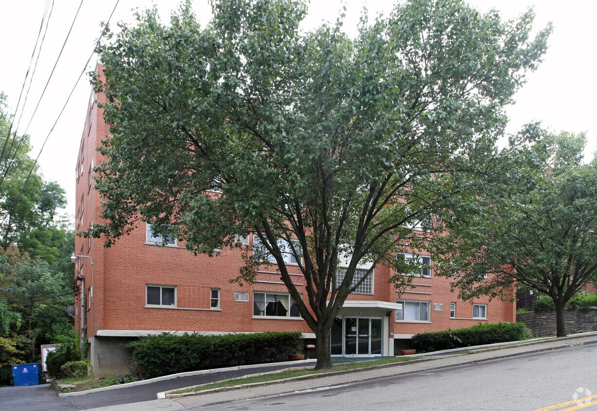 Foto del edificio - 1621 Asmann Ave
