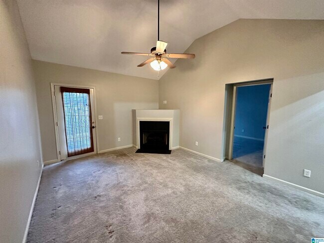 Foto del edificio - 2811 Southwood Ln