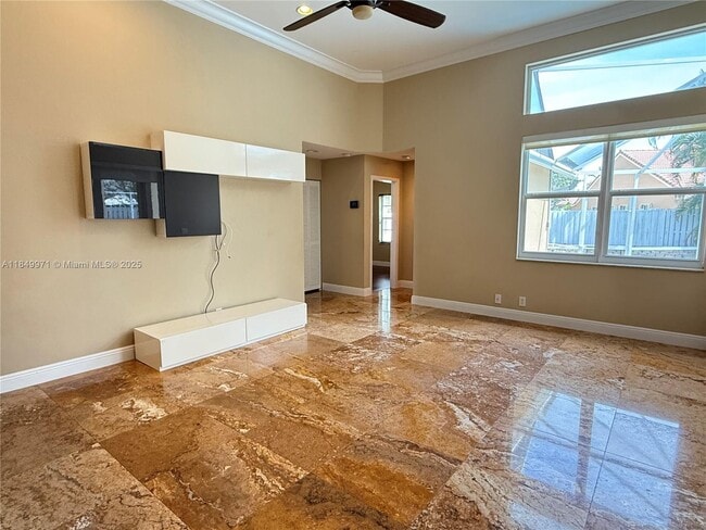 Foto del edificio - 807 Heritage Dr