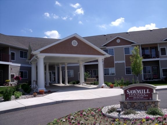 Foto principal - Sawmill Senior Estates