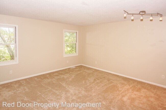Building Photo - 2 br, 2.5 bath House - 6036 South Bay Dr