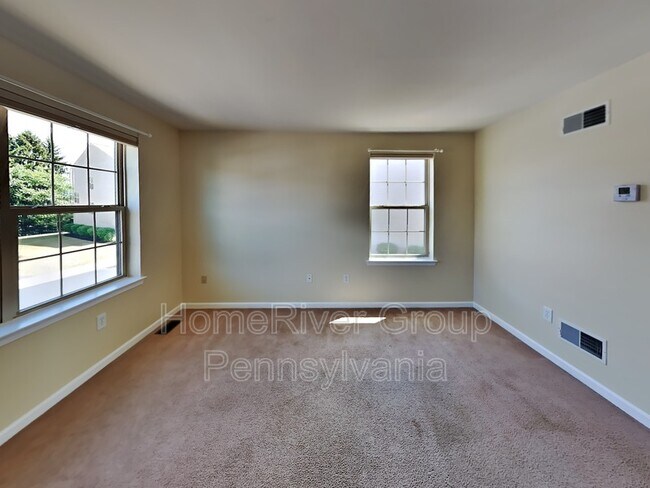 Building Photo - 6421 Creekbend Dr