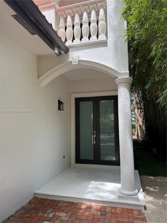 Foto del edificio - 2921 SW 30th Ct