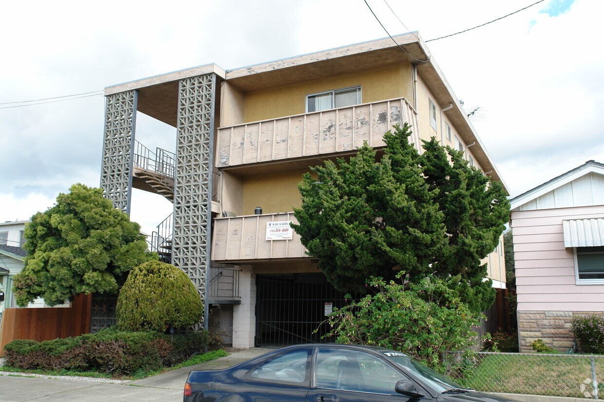 Building Photo - 717 Kains Ave