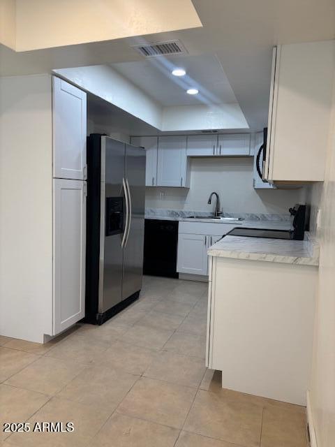 Building Photo - 1632 S River Dr
