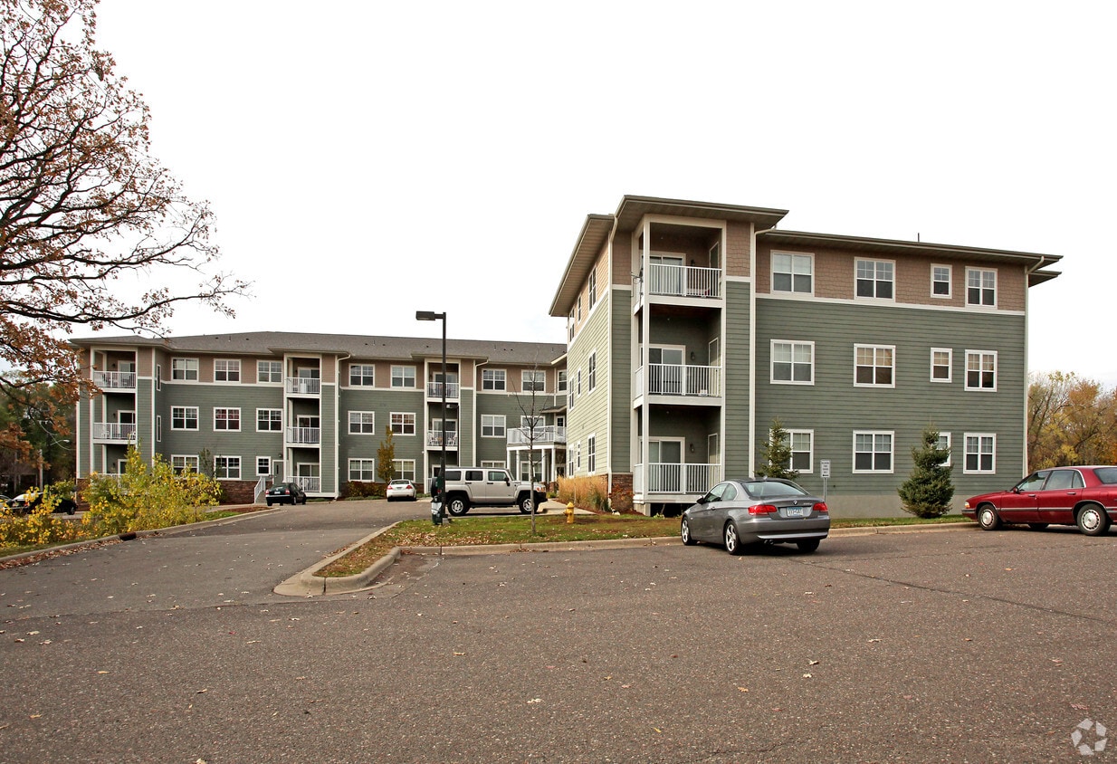 185 Mccarrons Blvd N, Roseville, MN 55113 Apartments Roseville, MN