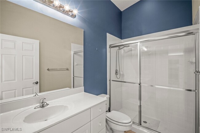 Building Photo - 2055 Cascades Dr