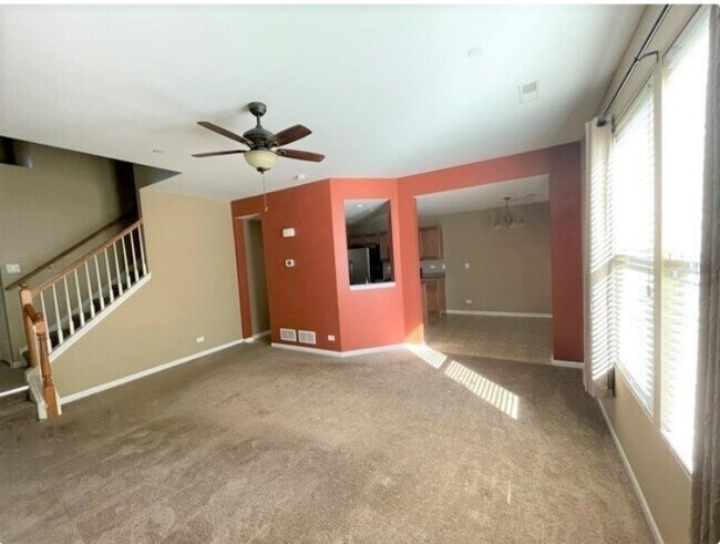 Building Photo - 1403 Crimson Ln