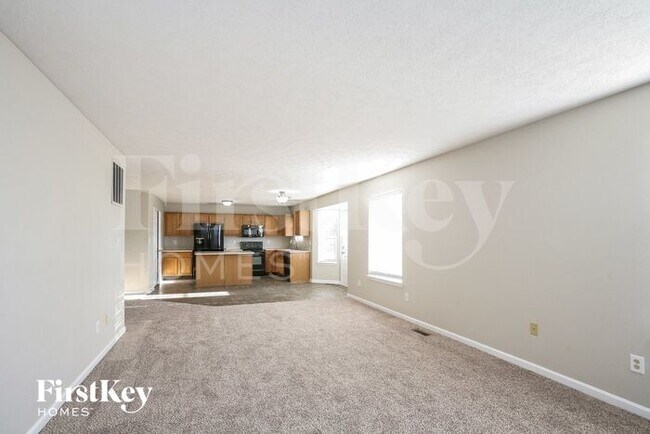 Building Photo - 6638 Crestwell Ln