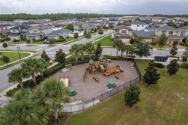 Building Photo - 6687 Alder Rd