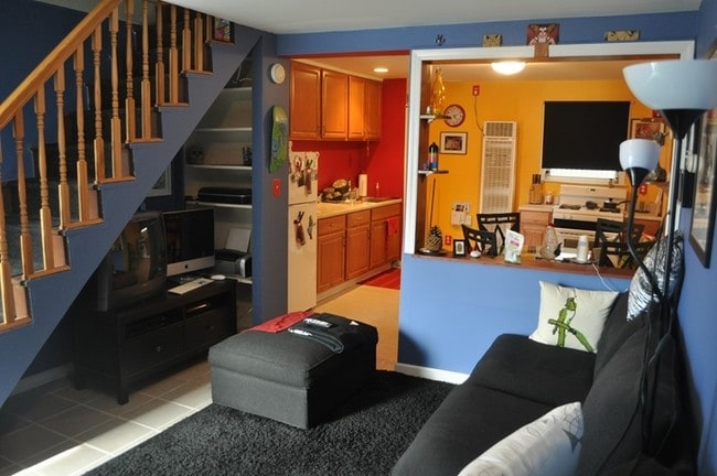 Interior Photo - 45 Center St