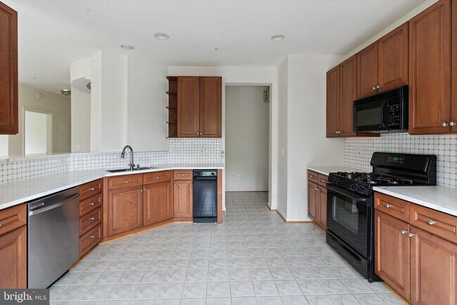 Foto del edificio - 1021 Leeward Way