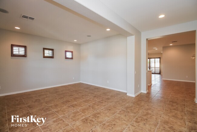 Building Photo - 10846 E Bella Via