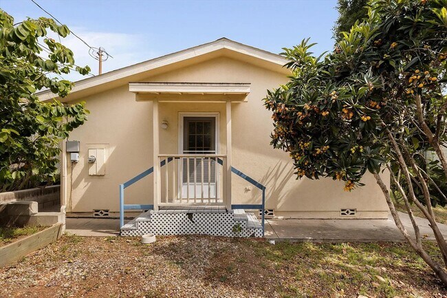 Foto del edificio - 3831 Crescent Dr