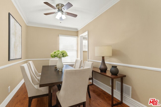 Building Photo - 1525 S Beverly Dr