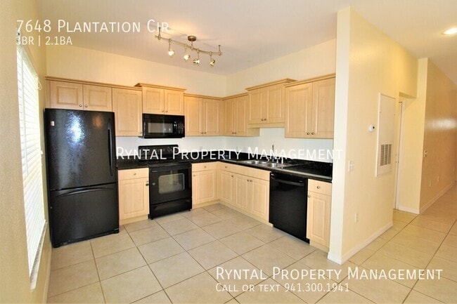 Building Photo - 7648 Plantation Cir