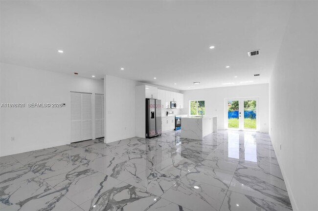 Foto del edificio - 11870 SW 220th St
