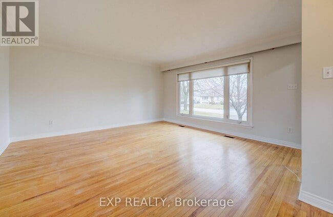 Building Photo - 542 Trudale Ct