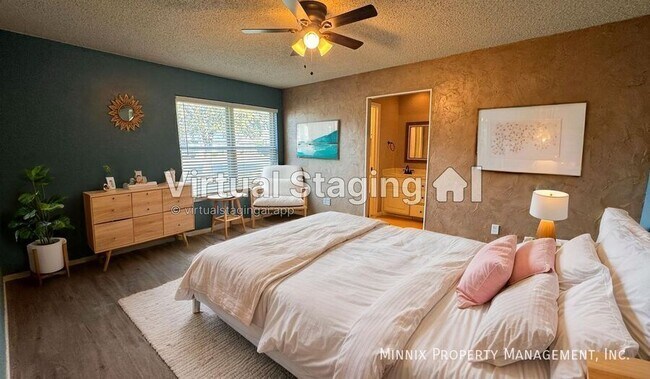 Foto del edificio - 5741 Duke St