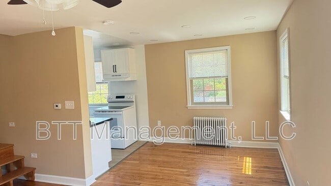 Foto del edificio - 8800 Plymouth St