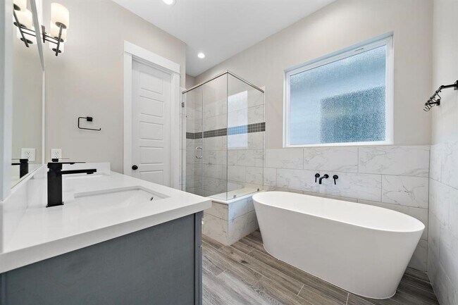 Foto del edificio - 7706 Kivu Ln