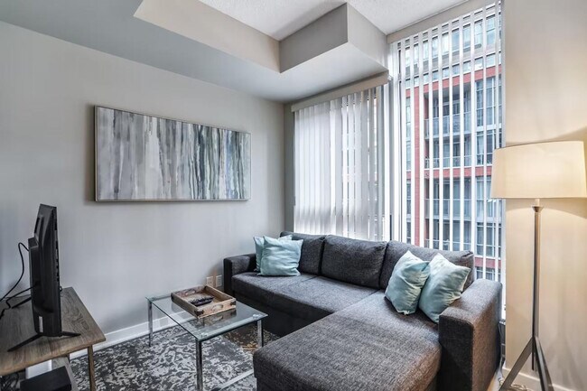 Building Photo - 199 Queen St W