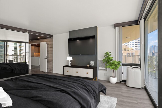 Foto del edificio - 700 E Ocean Blvd