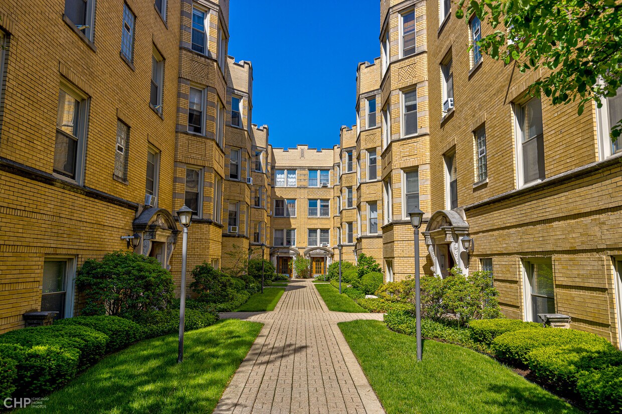 5458 S Cornell Ave Unit 3e, Chicago, IL 60615 Condo for Rent in