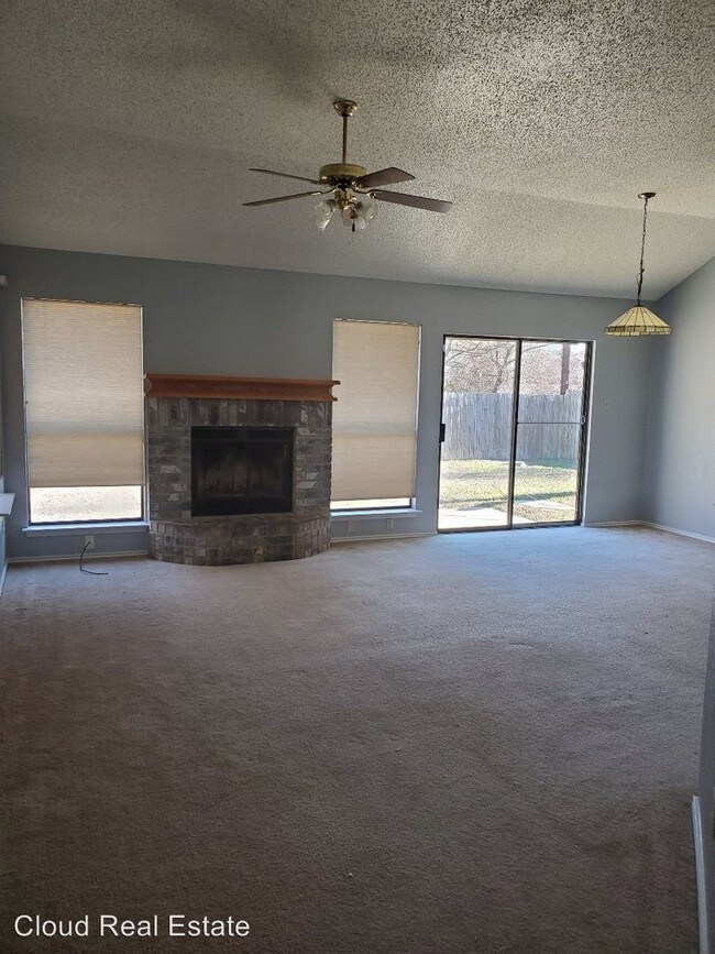 Building Photo - 3 br, 2 bath House - 2704 WILLOW SPRINGS RD