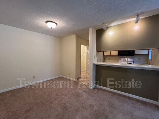 Foto del edificio - 2705 Preston Woods Ln