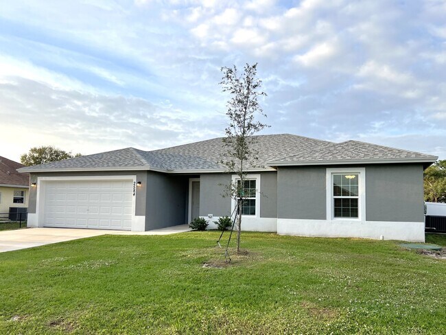 Foto del edificio - 2584 SW Grotto Cir